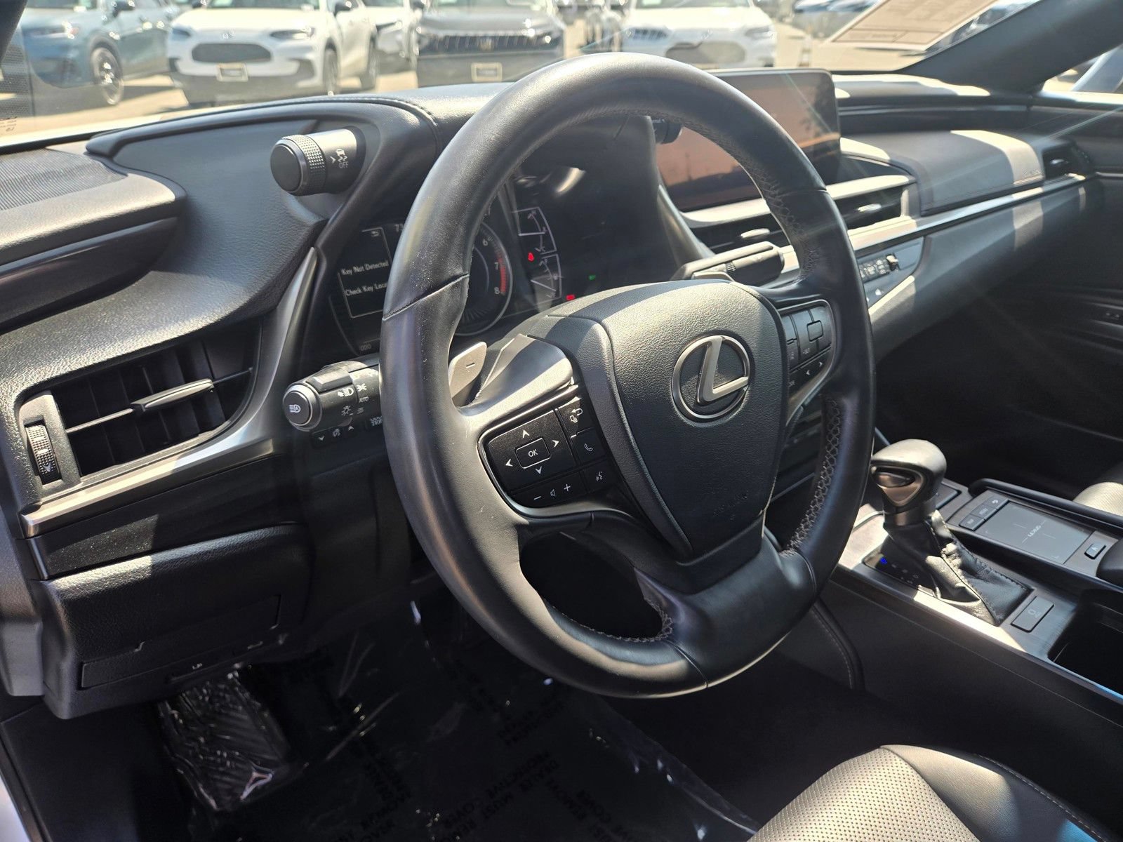 Used 2020 Lexus ES 350 w/ Premium Package FWD image 12