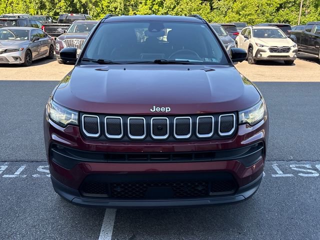Used 2022 Jeep Compass Latitude w/ Convenience Group AWD/4WD image 5