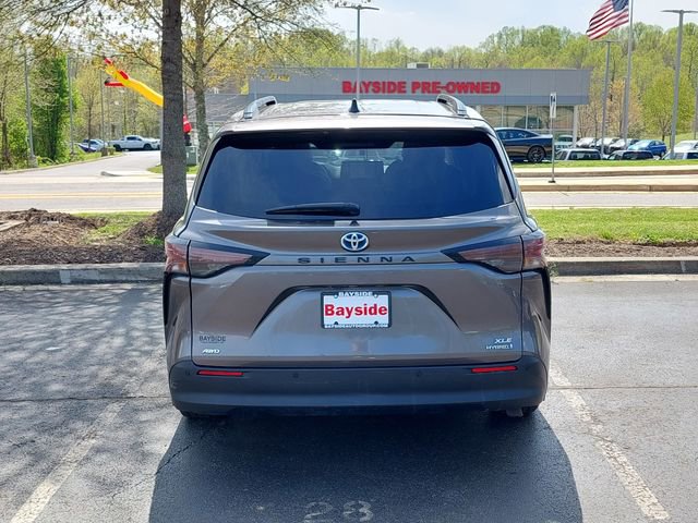 Used 2024 Toyota Sienna XLE w/ XLE Plus Package image 14