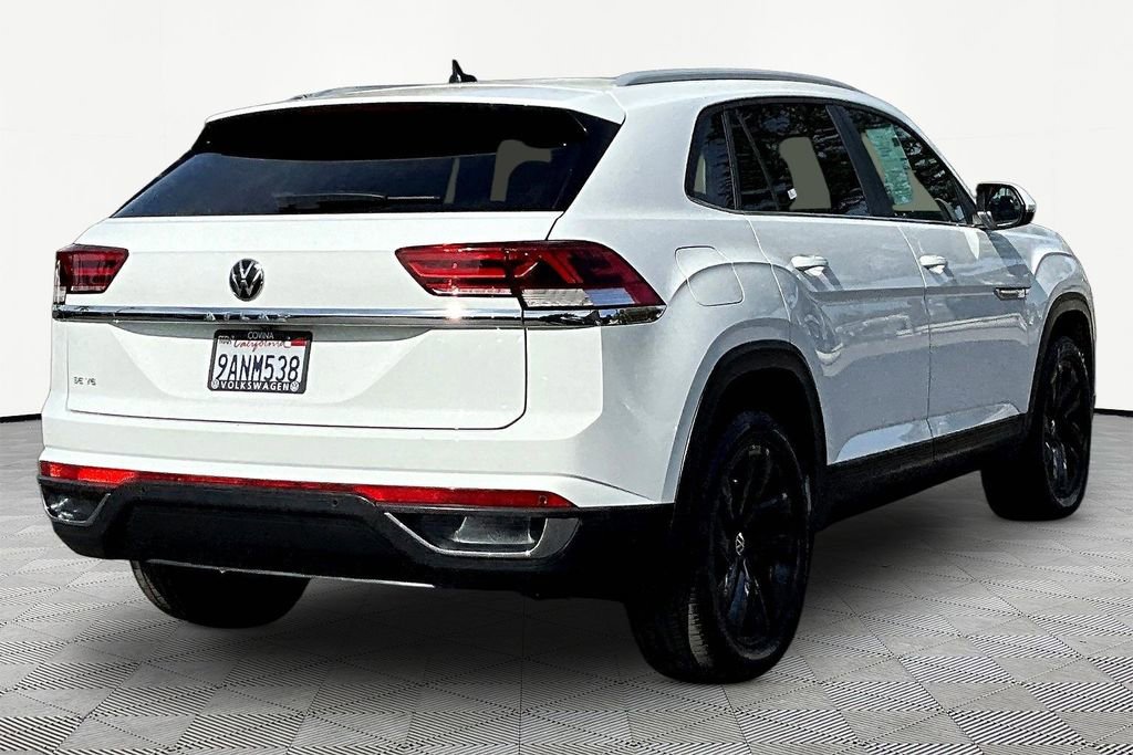 Used 2022 Volkswagen Atlas Cross Sport SE w/ Panoramic Sunroof Package image 6