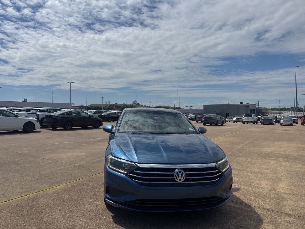 Used 2021 Volkswagen Jetta SEL image 4