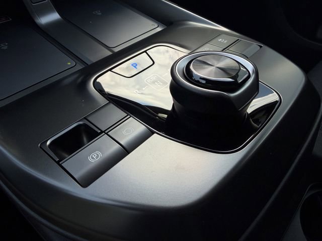 New 2026 Toyota C-HR AWD/4WD image 18