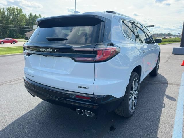 Used 2026 GMC Acadia Denali Ultimate w/ LPO, Floor Liner Package AWD/4WD image 19