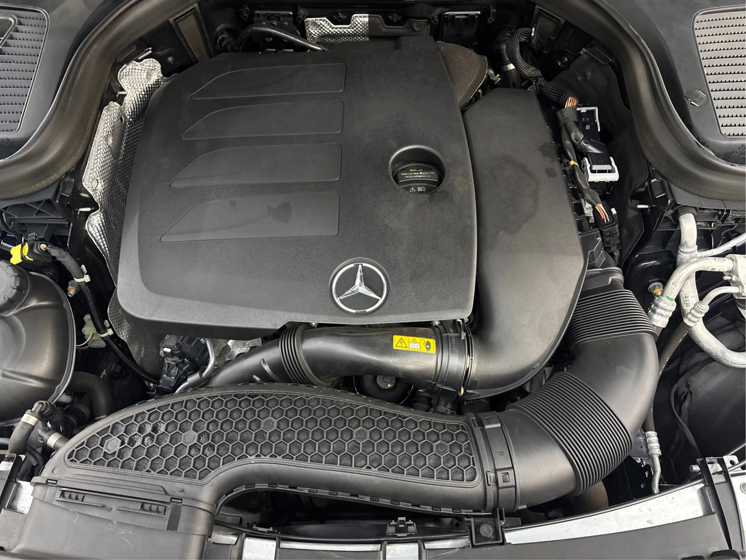 Used 2020 Mercedes-Benz GLC 300 4MATIC image 30