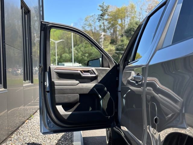 Used 2024 Chevrolet Silverado 1500 LT AWD/4WD image 21