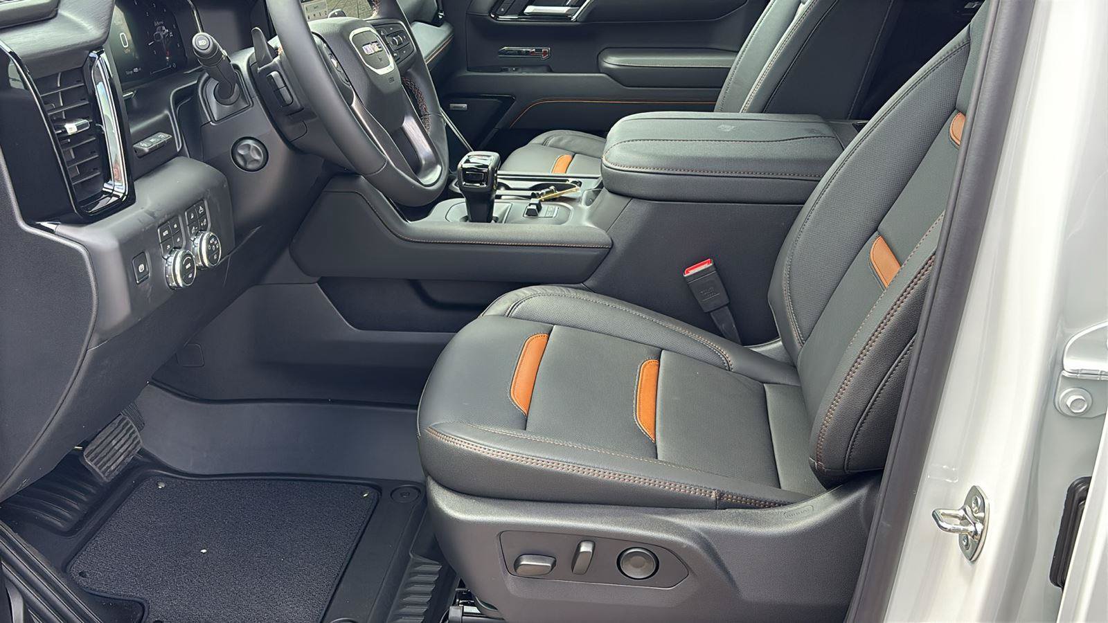 New 2026 GMC Sierra 1500 AT4 w/ AT4 Premium Package AWD/4WD image 15