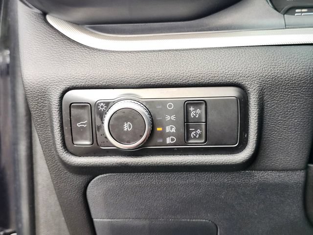 Certified 2023 Ford Explorer XLT w/ Equipment Group 202A AWD/4WD image 25