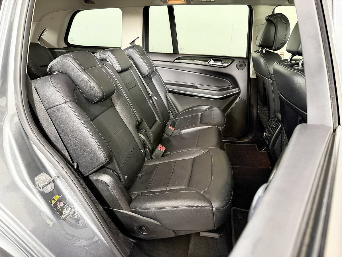 Used 2018 Mercedes-Benz GLS 550 4MATIC image 49
