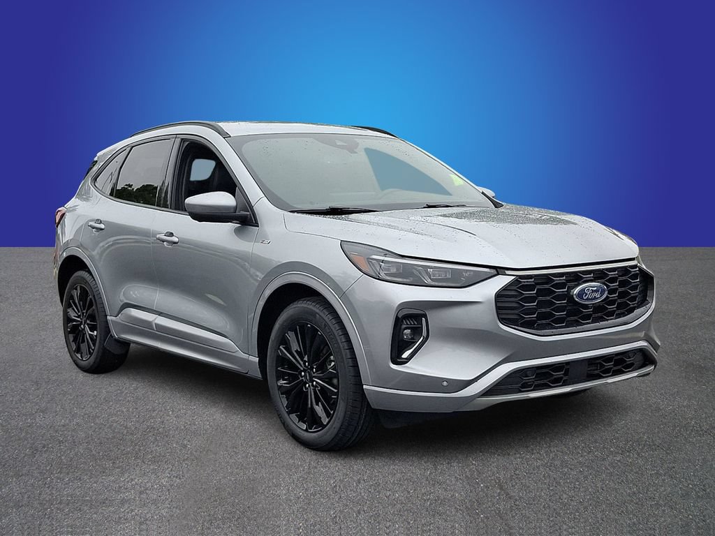 Used 2023 Ford Escape ST-Line Elite AWD/4WD image 3