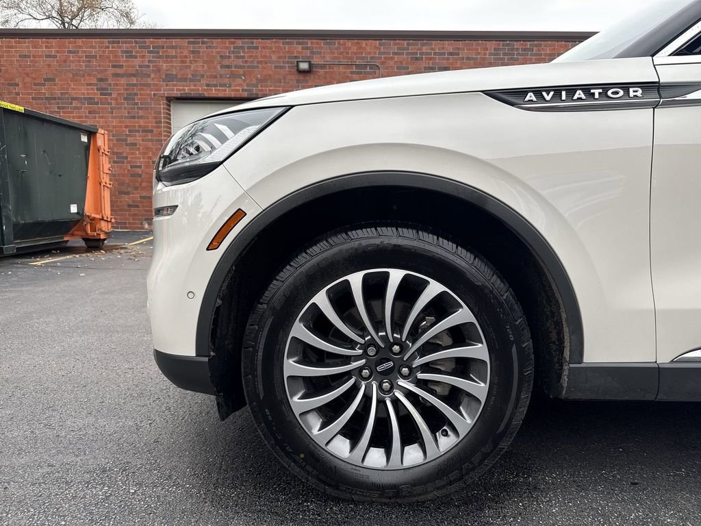 Used 2023 Lincoln Aviator Reserve w/ Elements Package Plus image 19