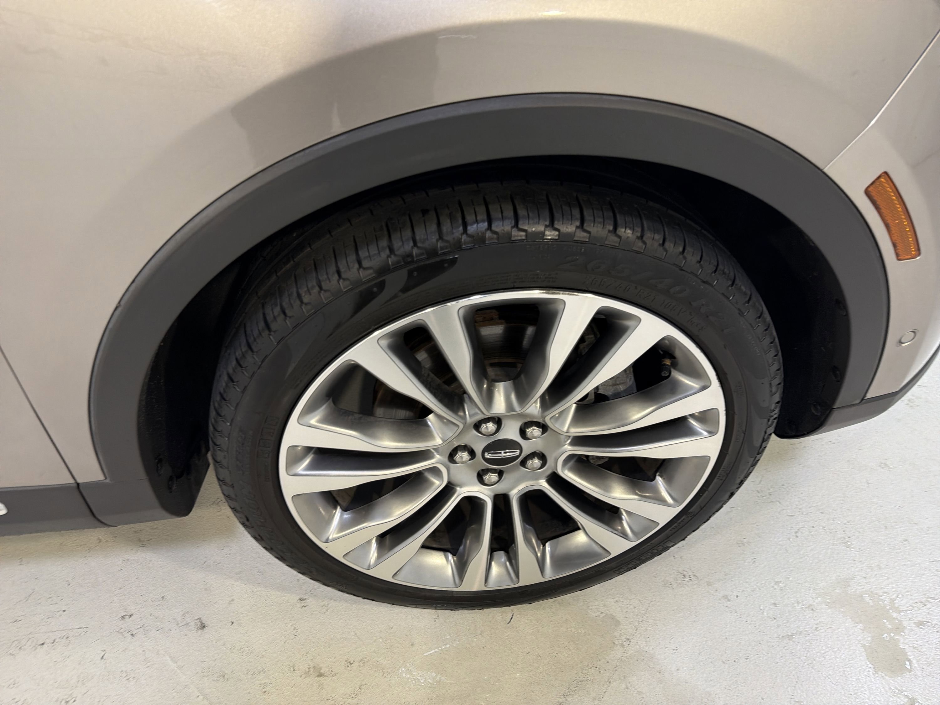 Used 2018 Lincoln MKX Reserve w/ Driver Assistance Package FWD image 30