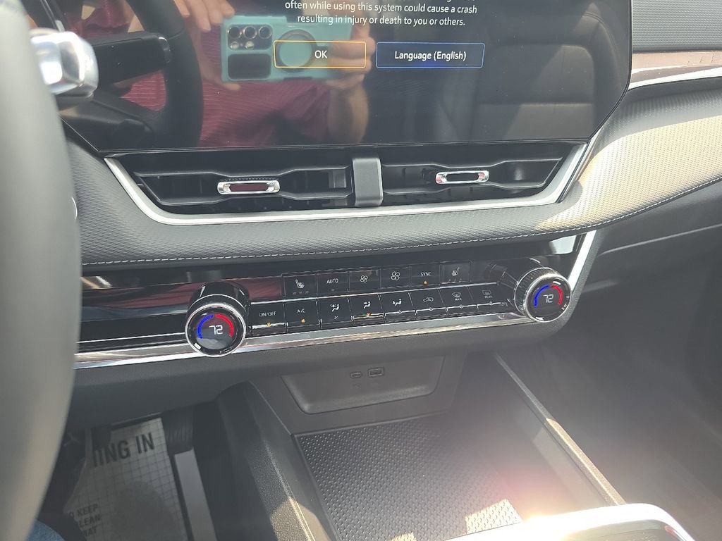 New 2026 Chevrolet Equinox LT w/ Convenience Package II image 40