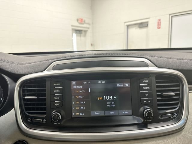 Used 2020 Kia Sorento EX image 38