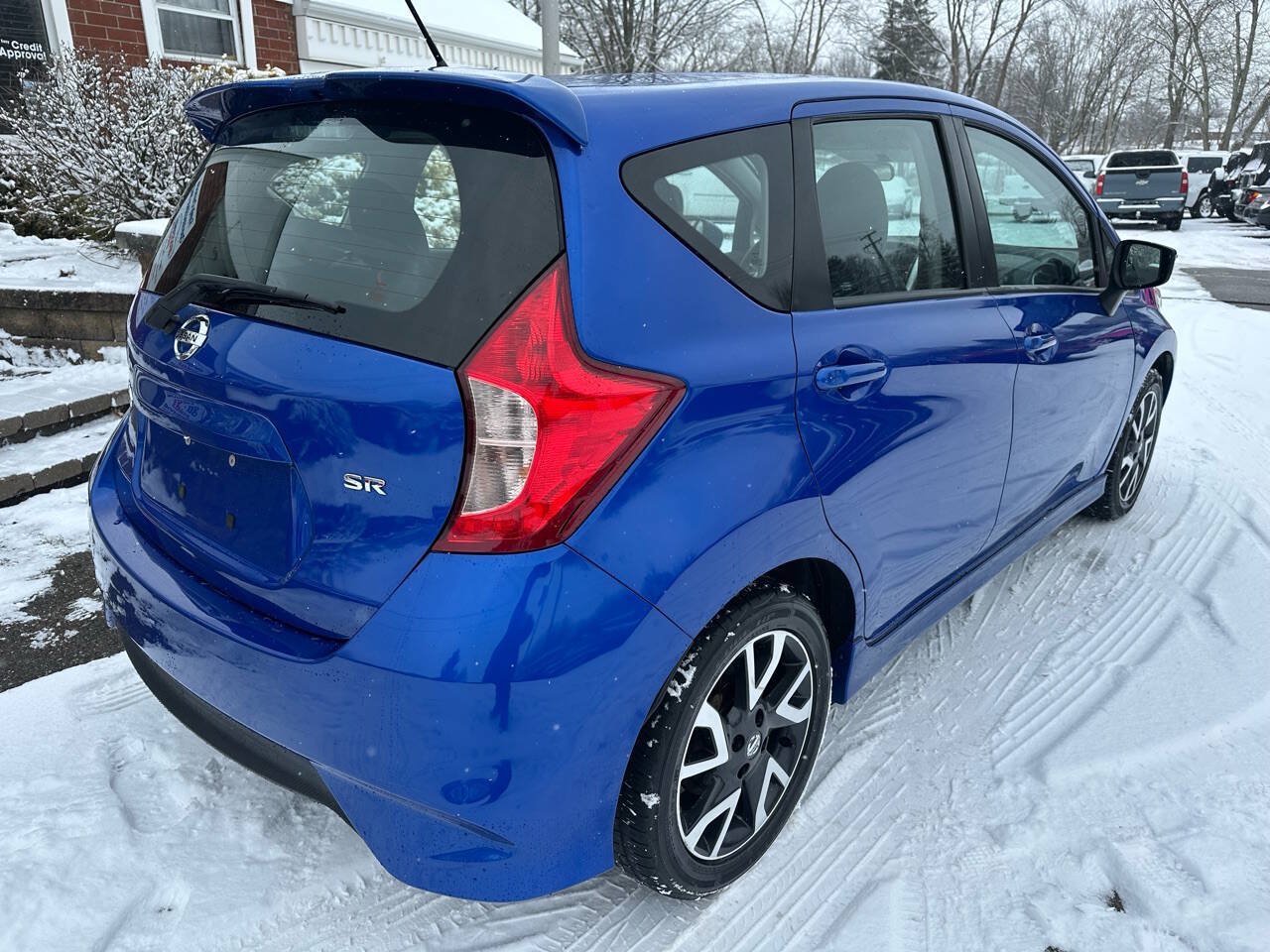 Used 2017 Nissan Versa Note SR FWD image 8