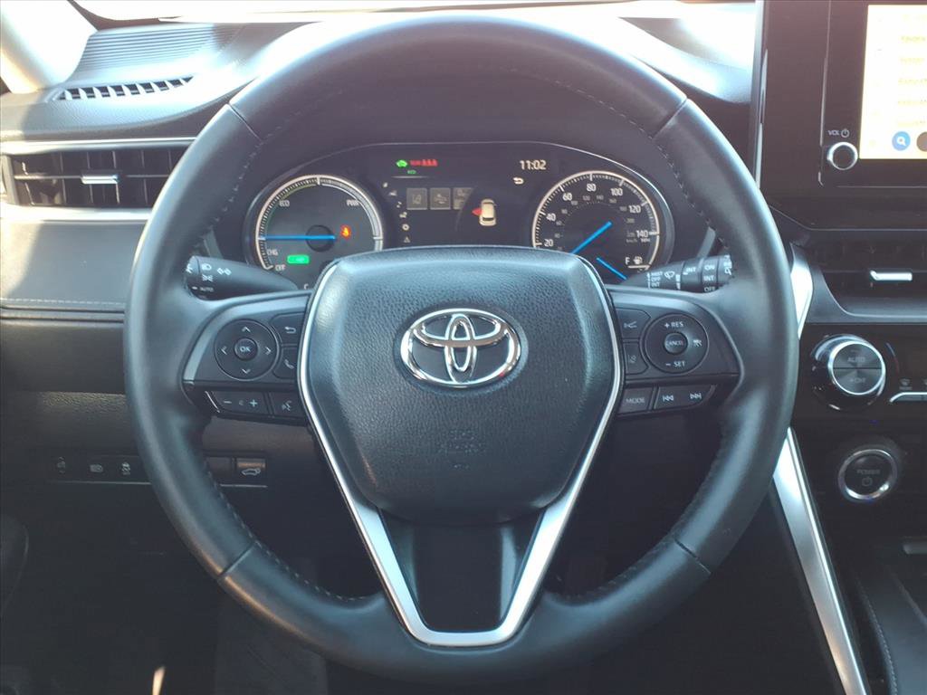 Certified 2023 Toyota Venza LE image 12