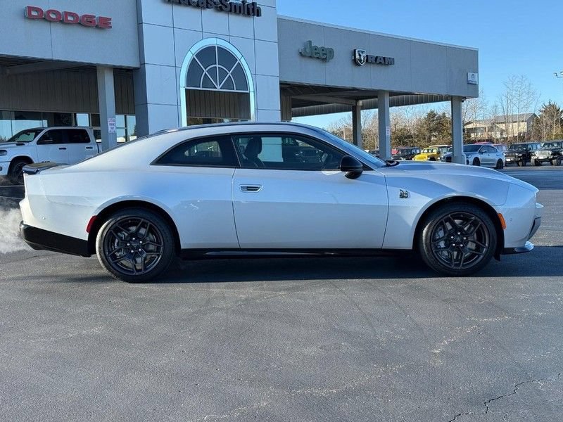 New 2026 Dodge Charger Scat Pack w/ Blacktop Package AWD/4WD image 2