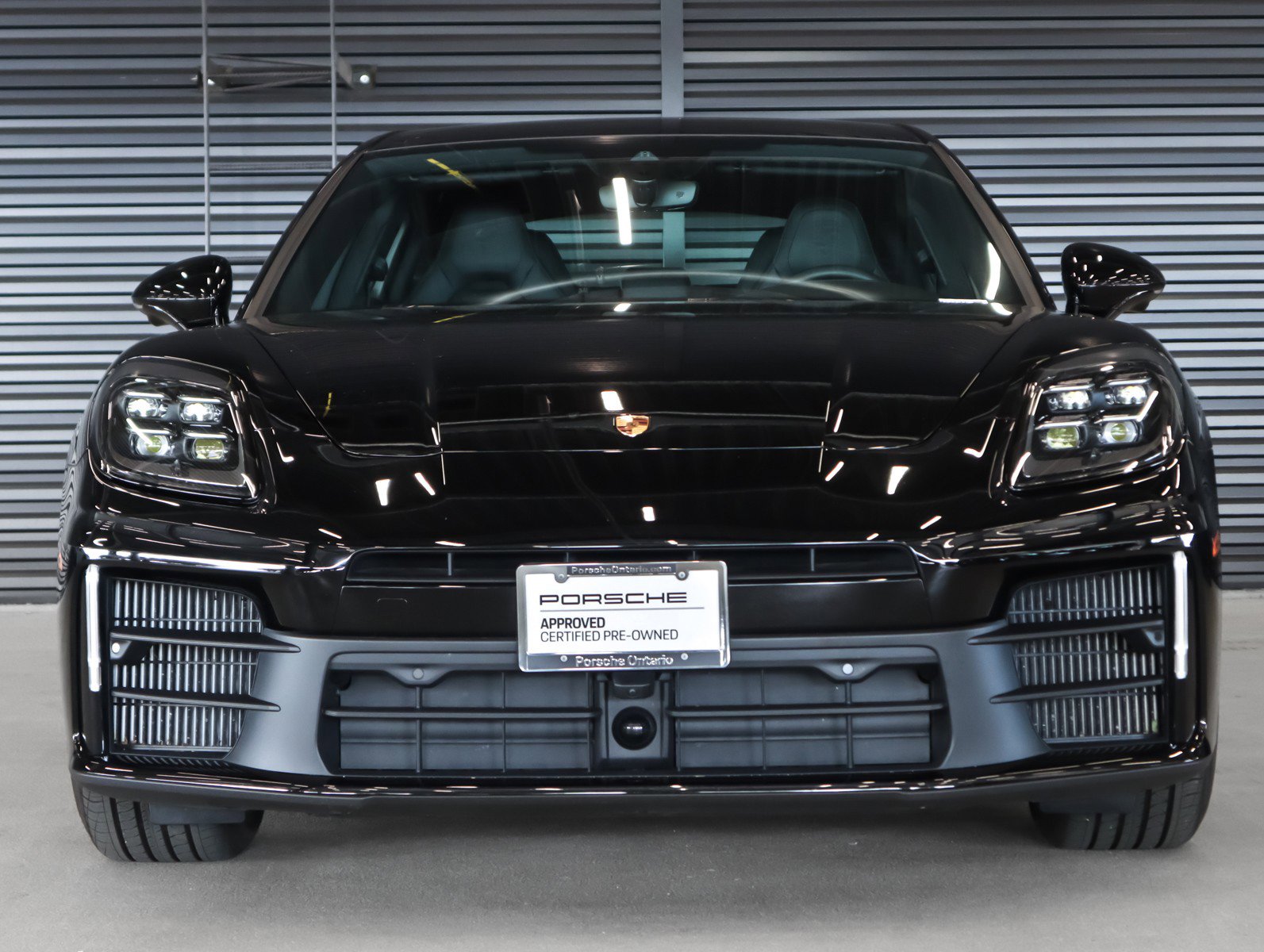 Certified 2025 Porsche Panamera 4 image 8