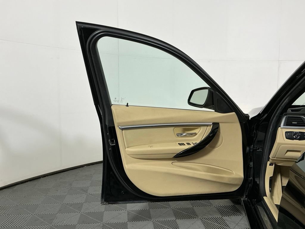 Used 2016 BMW 328i Sedan RWD image 19