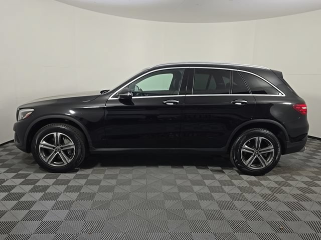 Used 2019 Mercedes-Benz GLC 300 4MATIC image 2