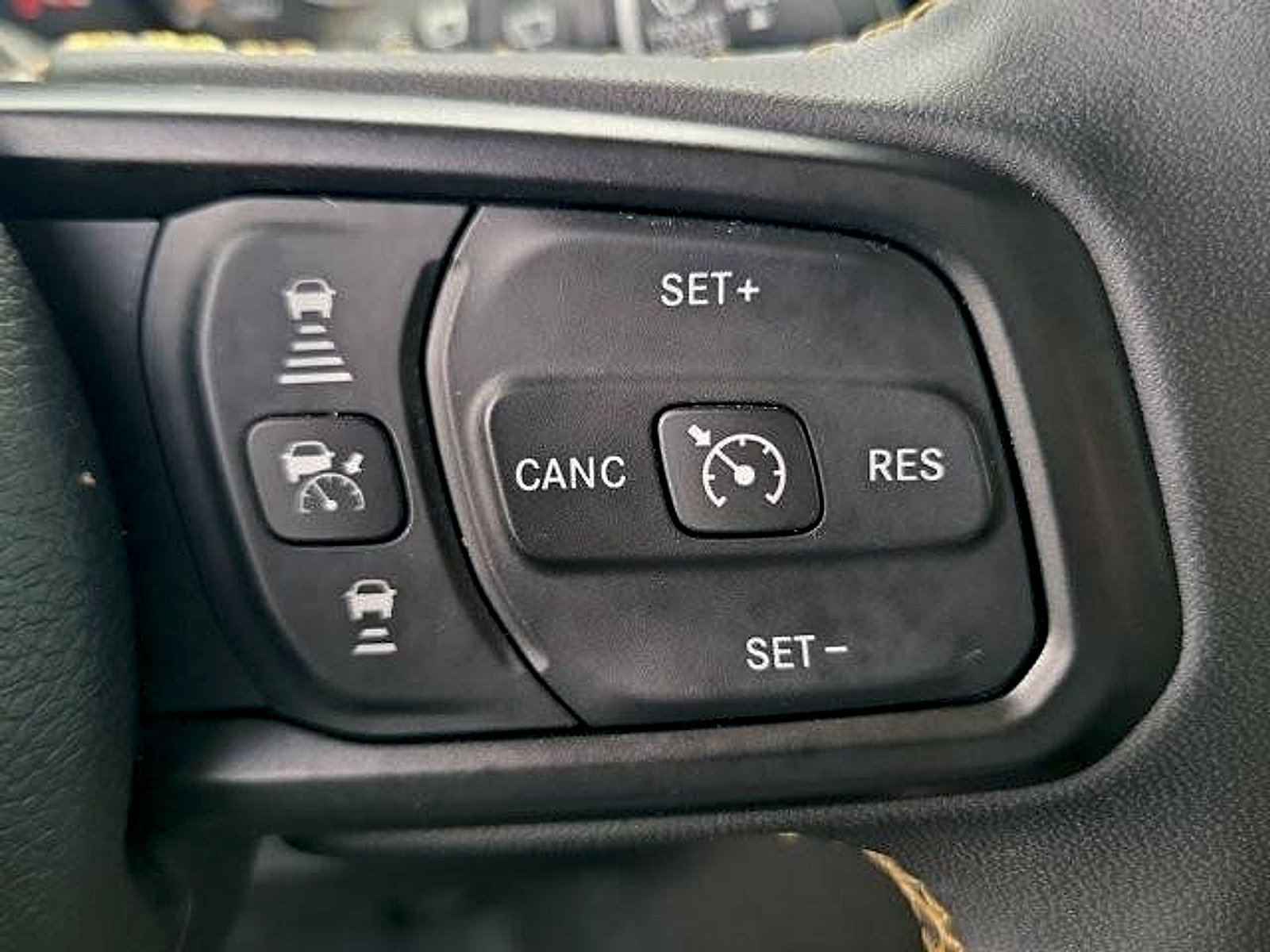 Used 2024 Jeep Wrangler Unlimited Sport AWD/4WD image 24