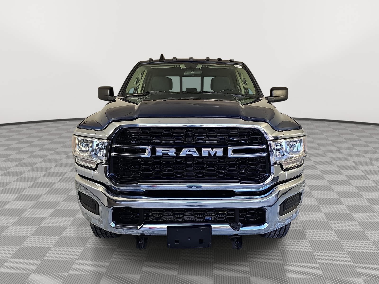 Used 2020 RAM 2500 Tradesman AWD/4WD image 3
