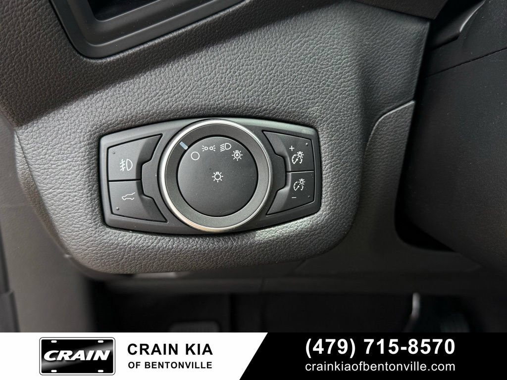 Used 2019 Ford Escape SE FWD image 13