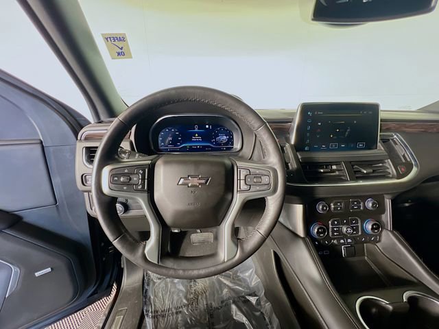 Used 2023 Chevrolet Suburban Z71 w/ Luxury Package image 13