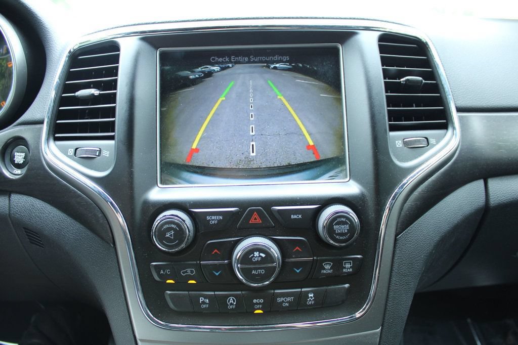 Used 2017 Jeep Grand Cherokee Altitude RWD image 18