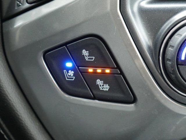 Used 2018 Chevrolet Silverado 1500 LTZ Z71 w/ Realtree Edition image 4