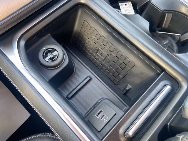 New 2025 Ford Expedition Platinum w/ Stealth Performance Package image 18