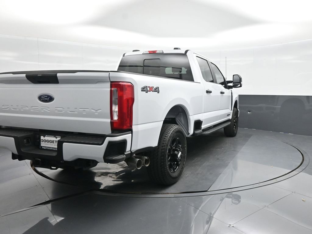 Used 2026 Ford F250 XL w/ STX Appearance Package image 4