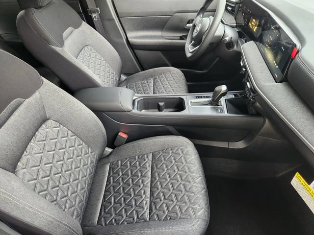 New 2027 Nissan Kicks SV w/ SV Premium Package FWD image 13