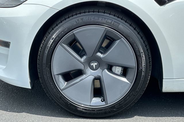 Used 2023 Tesla Model 3 Standard Range RWD image 28