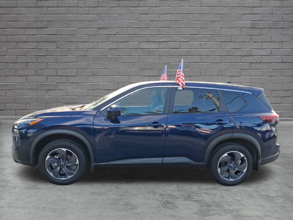 Certified 2026 Nissan Rogue SV FWD image 5