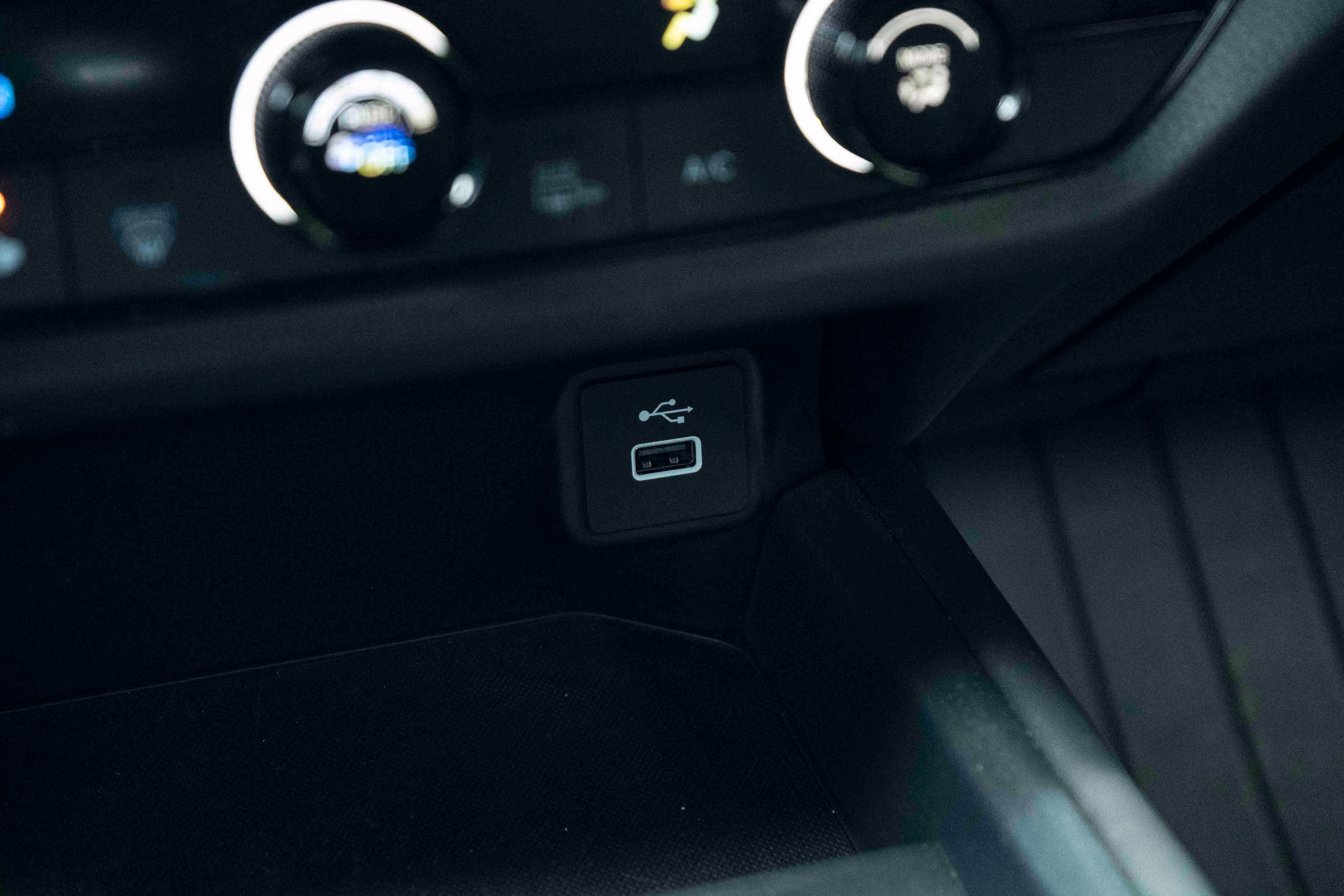 Certified 2025 Honda HR-V Sport image 35