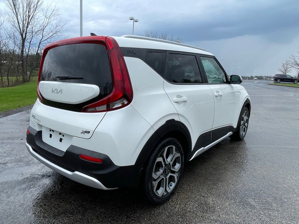 Certified 2022 Kia Soul X-Line image 3