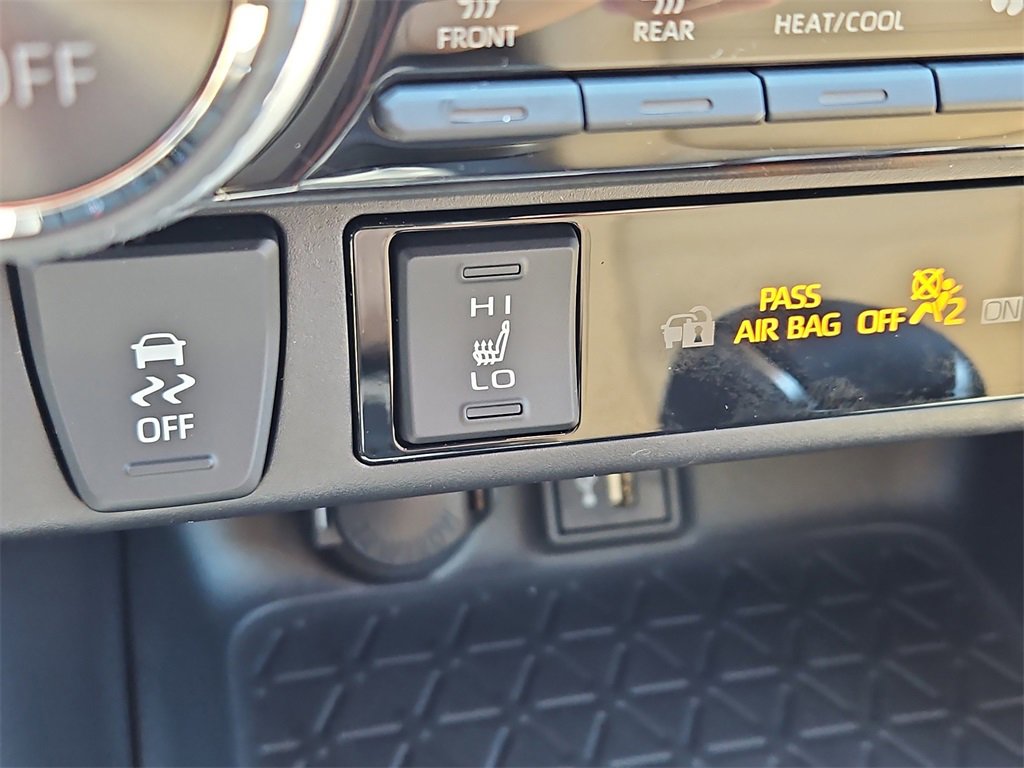 New 2025 Toyota RAV4 XLE Premium image 12