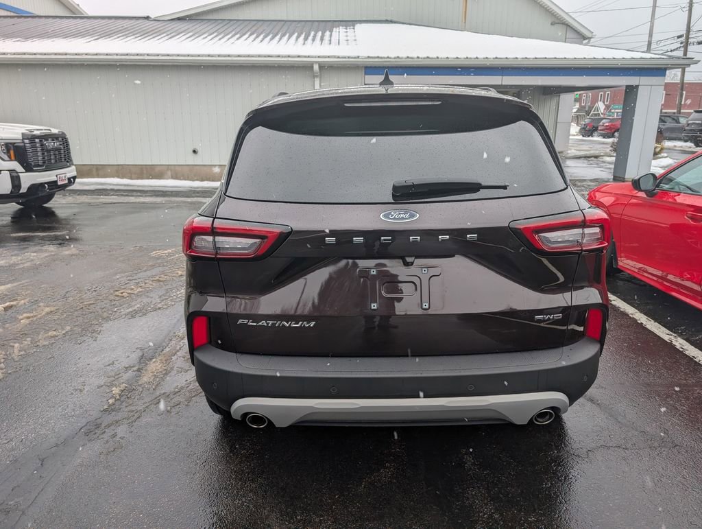 Used 2023 Ford Escape Platinum w/ Premium Technology Package image 5