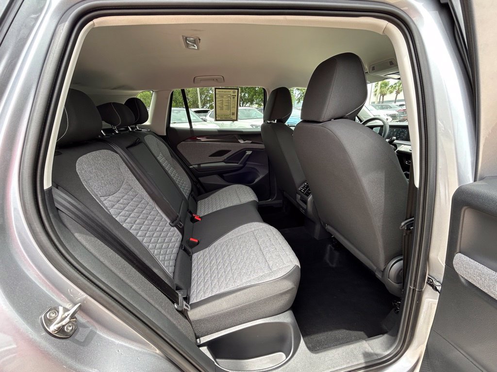 Used 2025 Volkswagen Tiguan S FWD image 50