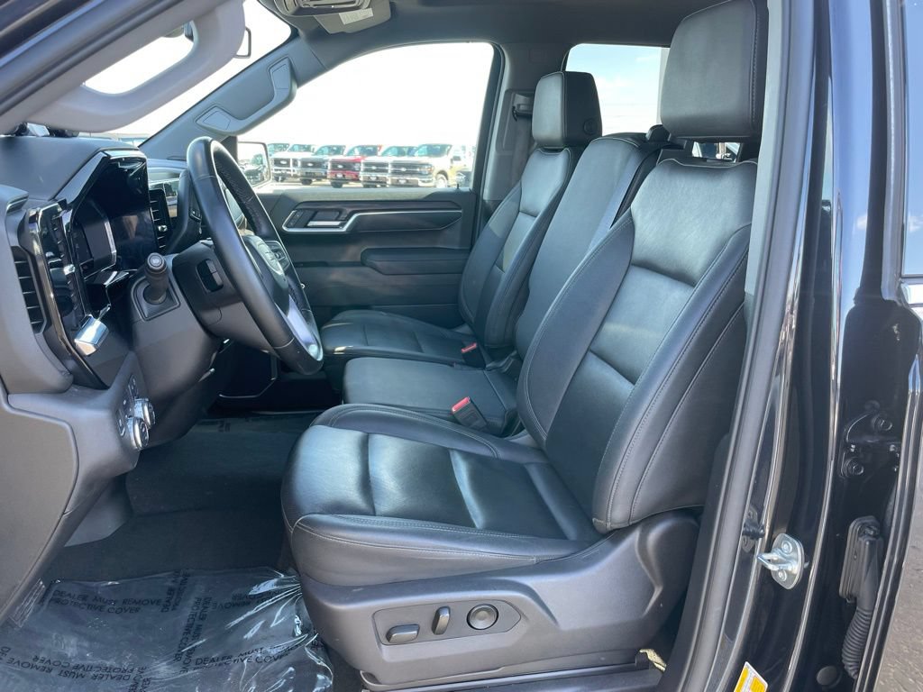 Used 2025 GMC Sierra 1500 SLT AWD/4WD image 8