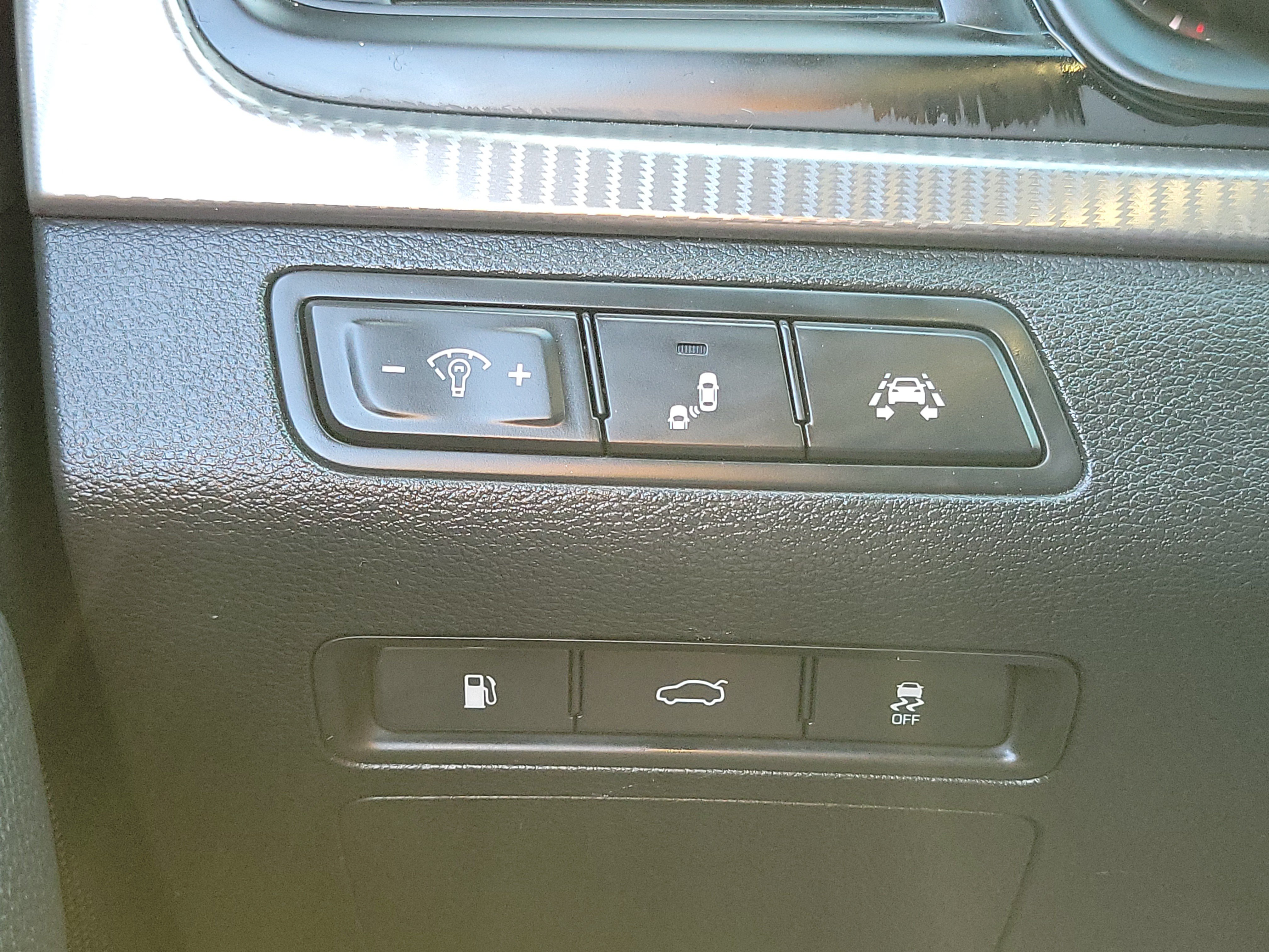 Used 2018 Hyundai Sonata Sport w/ Tech Package 05 FWD image 12