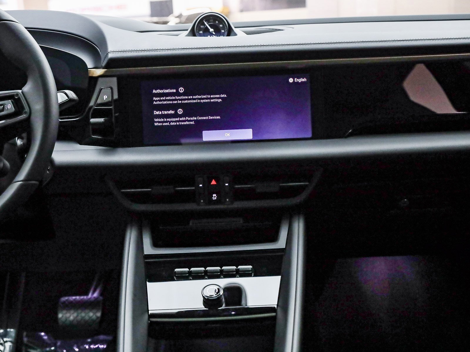 Used 2025 Porsche Macan Electric image 18