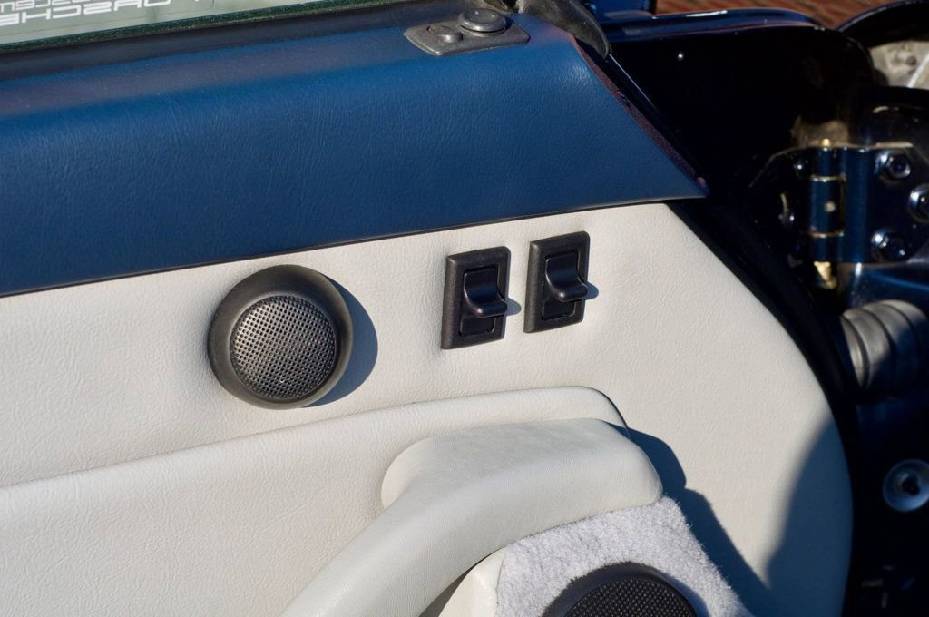 Used 1995 Porsche 911 Carrera image 39