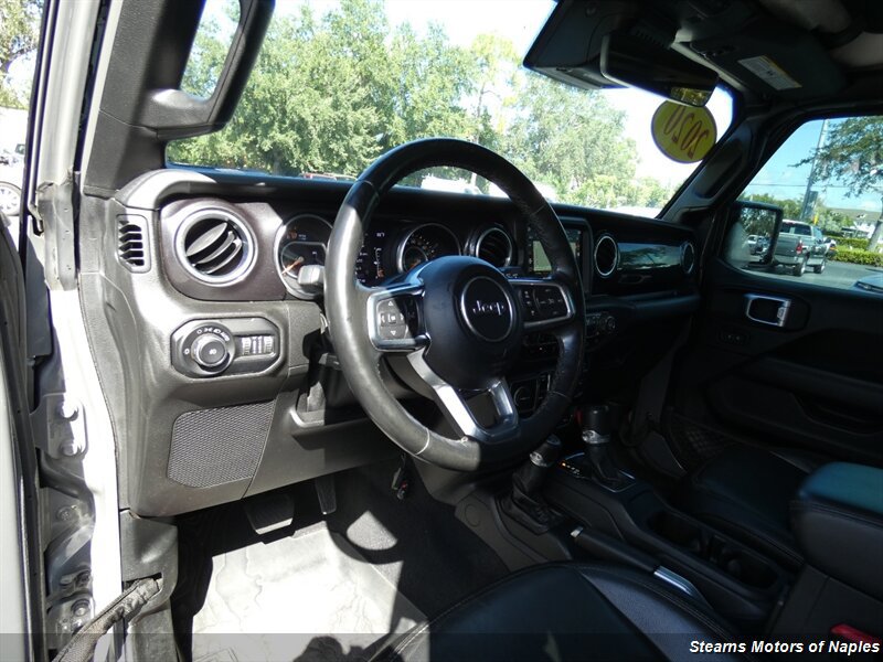 Used 2020 Jeep Wrangler Unlimited Sahara AWD/4WD image 38