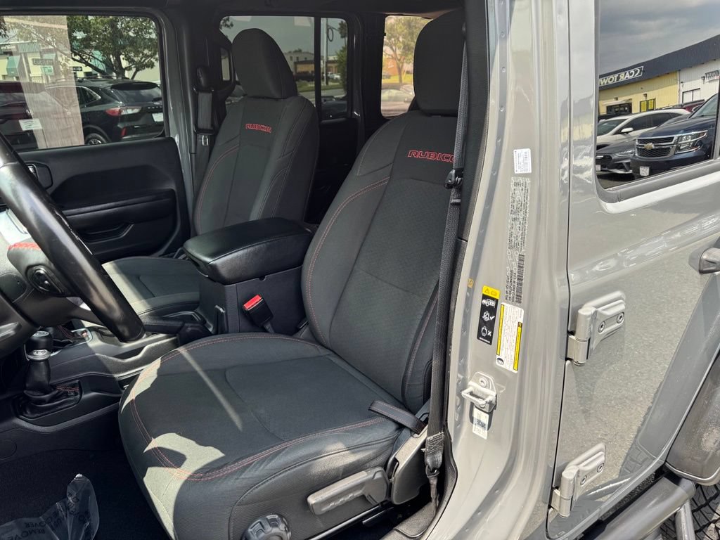 Used 2021 Jeep Wrangler Unlimited Rubicon w/ Xtreme Recon 35" Tire Package AWD/4WD image 30