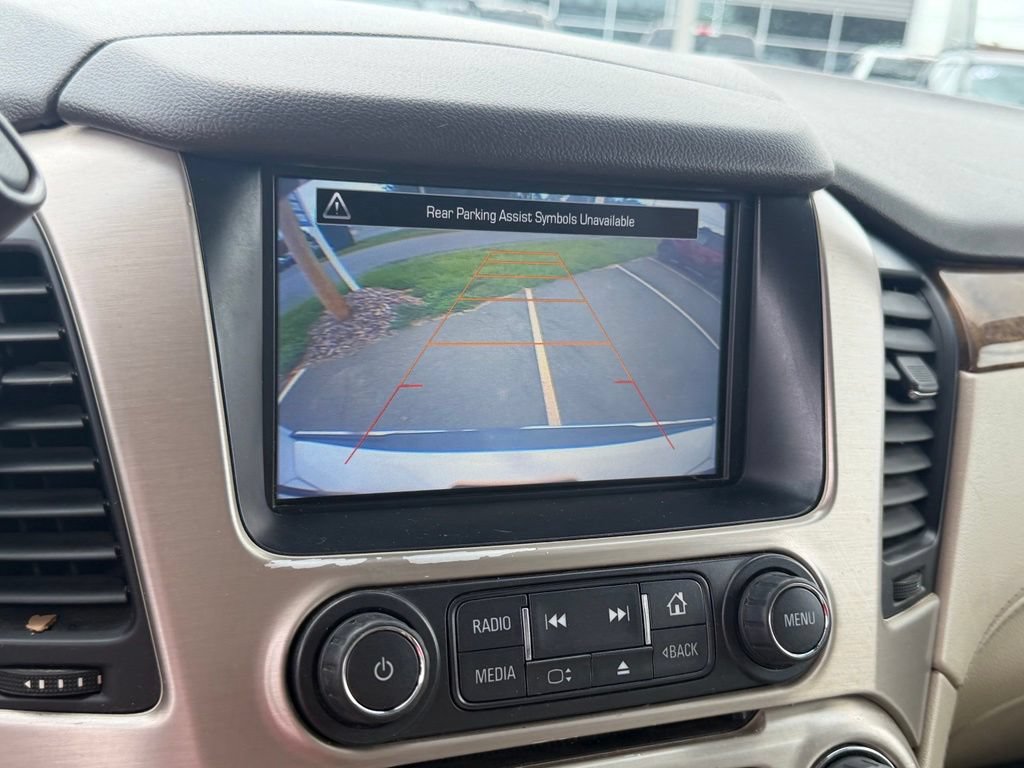Used 2016 GMC Yukon XL Denali w/ Open Road Package AWD/4WD image 21