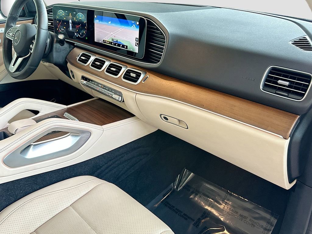 Used 2021 Mercedes-Benz GLE 350 w/ AMG Line Exterior image 31