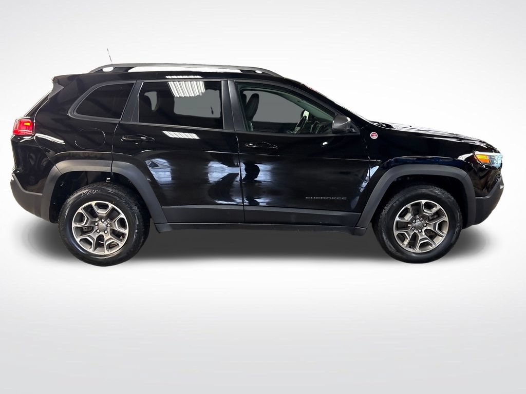 Used 2020 Jeep Cherokee Trailhawk w/ Cold Weather Group AWD/4WD image 7