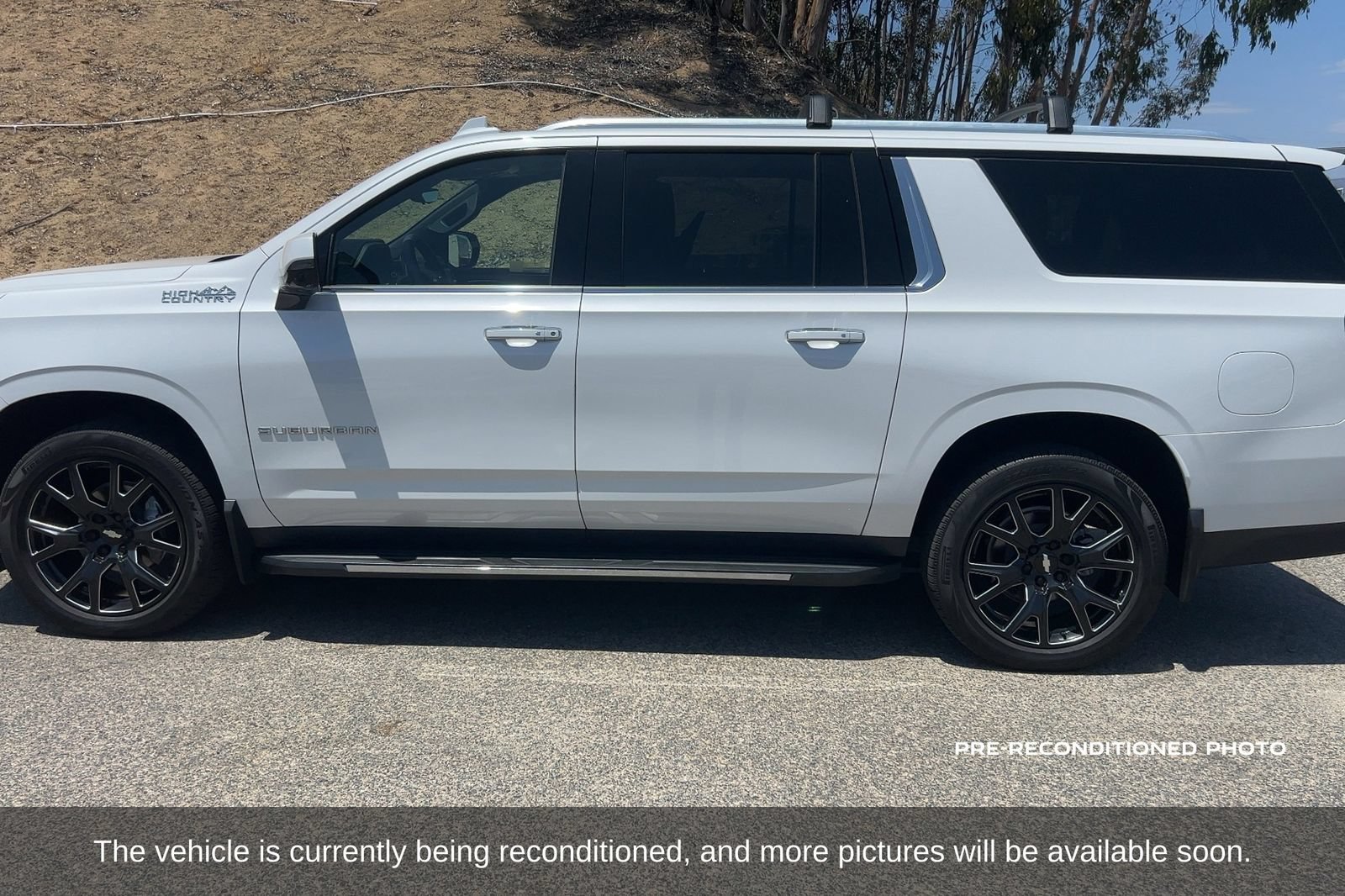 Used 2021 Chevrolet Suburban High Country w/ Max Trailering Package AWD/4WD image 9