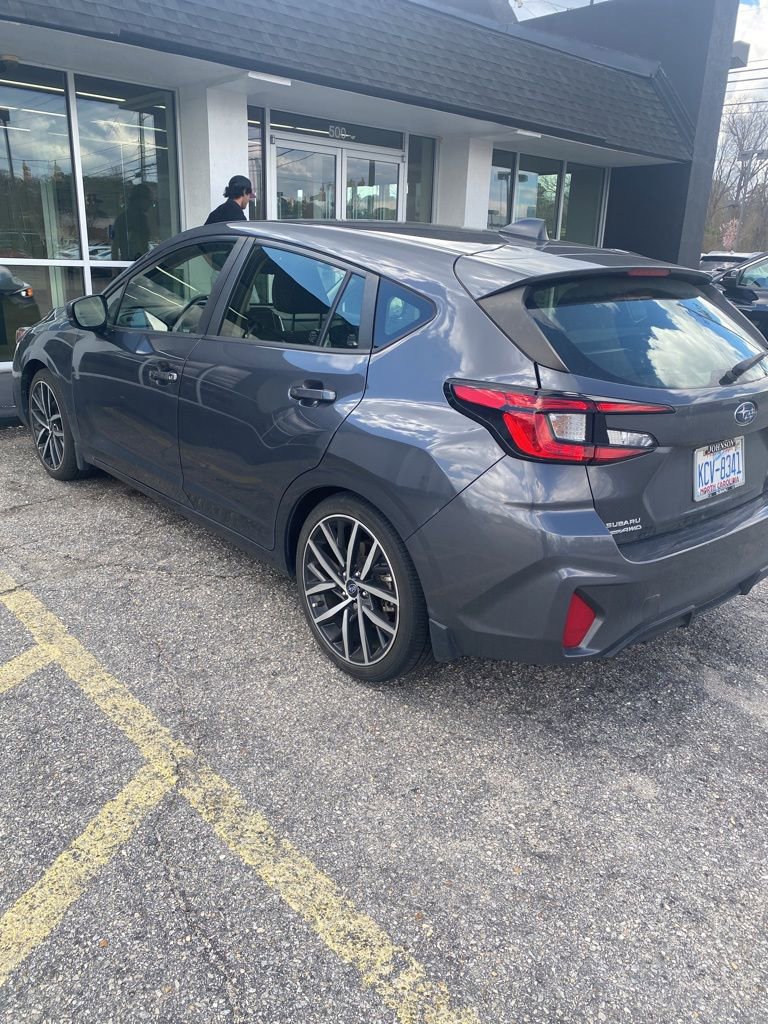 Used 2024 Subaru Impreza 2.0i Sport image 2